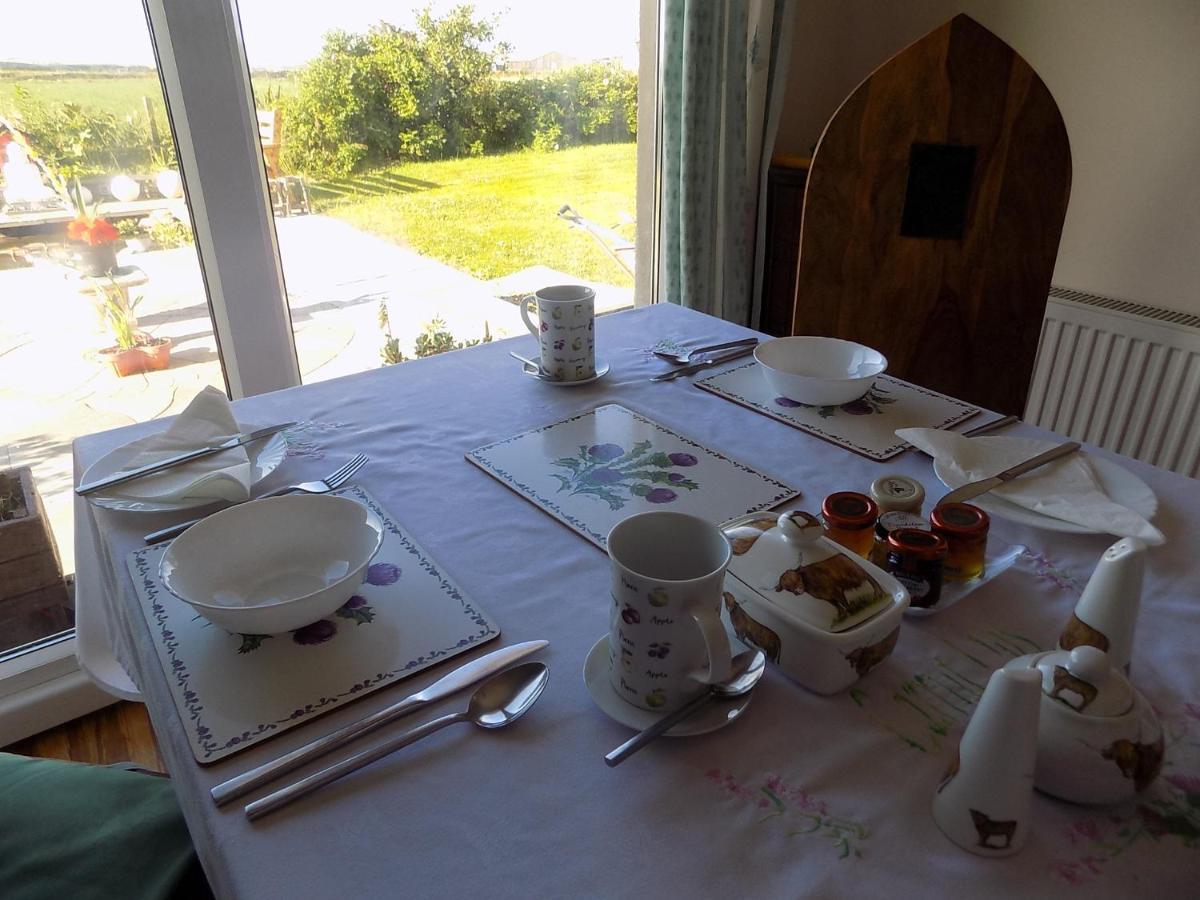 Carrig Lios Bed & Breakfast Thurso Exterior photo