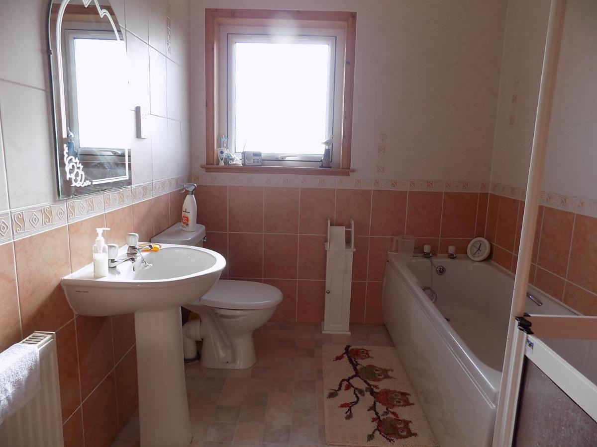 Carrig Lios Bed & Breakfast Thurso Exterior photo